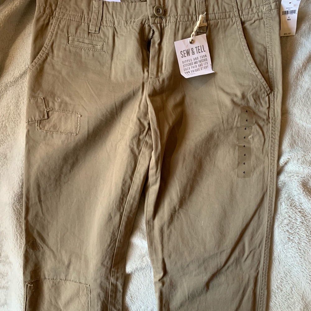 GAP Women's Ankle Crop Pants in Khaki Size 4 - Picture 3 of 4
